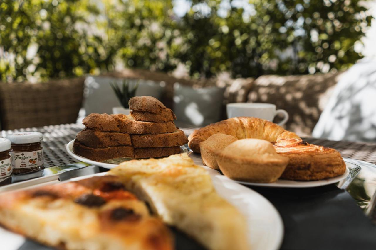 Gradelle San Nicola Bed & Breakfast มาเตรา ภายนอก รูปภาพ